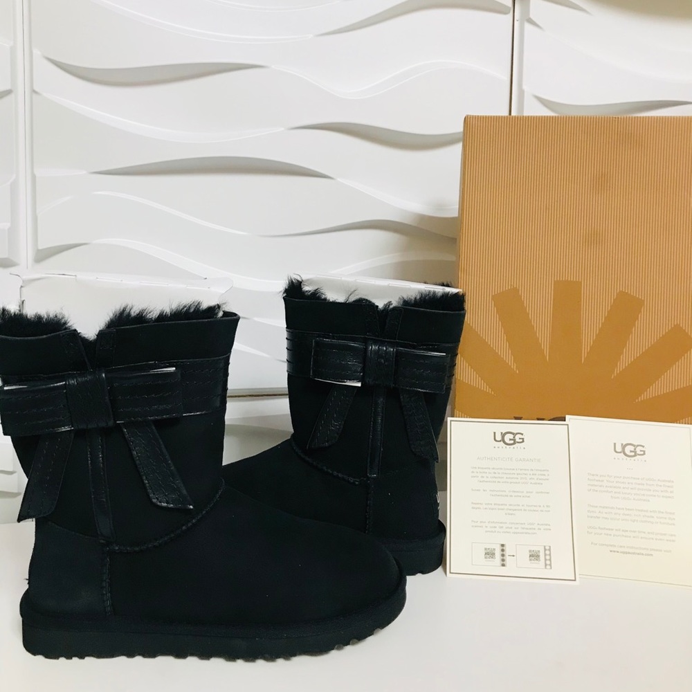 UGG black bows suede booties size 5